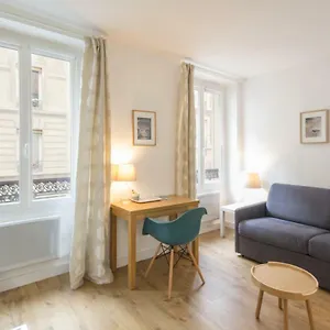 Bed & Breakfast Les Toits De, Parijs